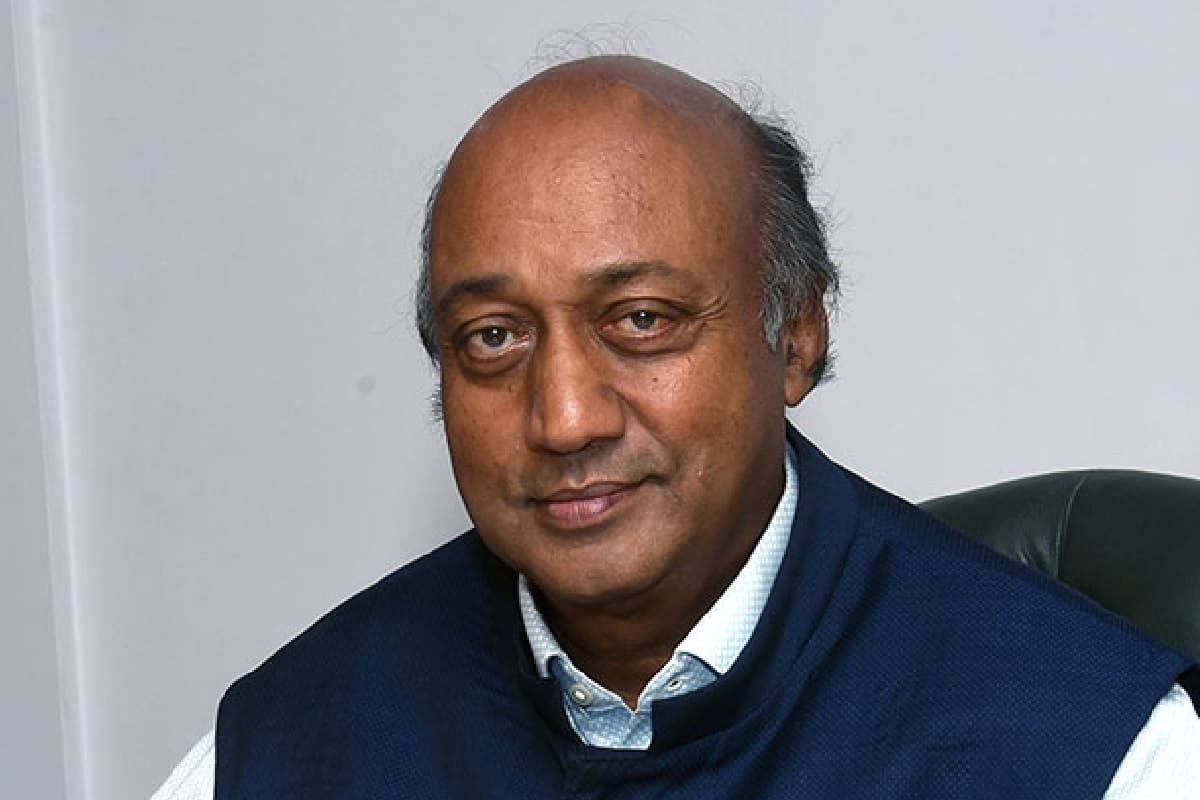 कौन हैं मधुर बजाज, जो अपने पीछे छोड़ गए अरबों की दौलत?