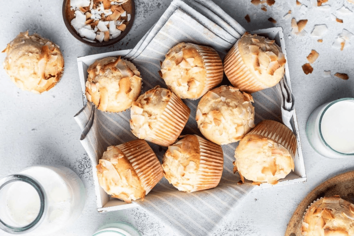 Mango Muffins Recipe in Hindi