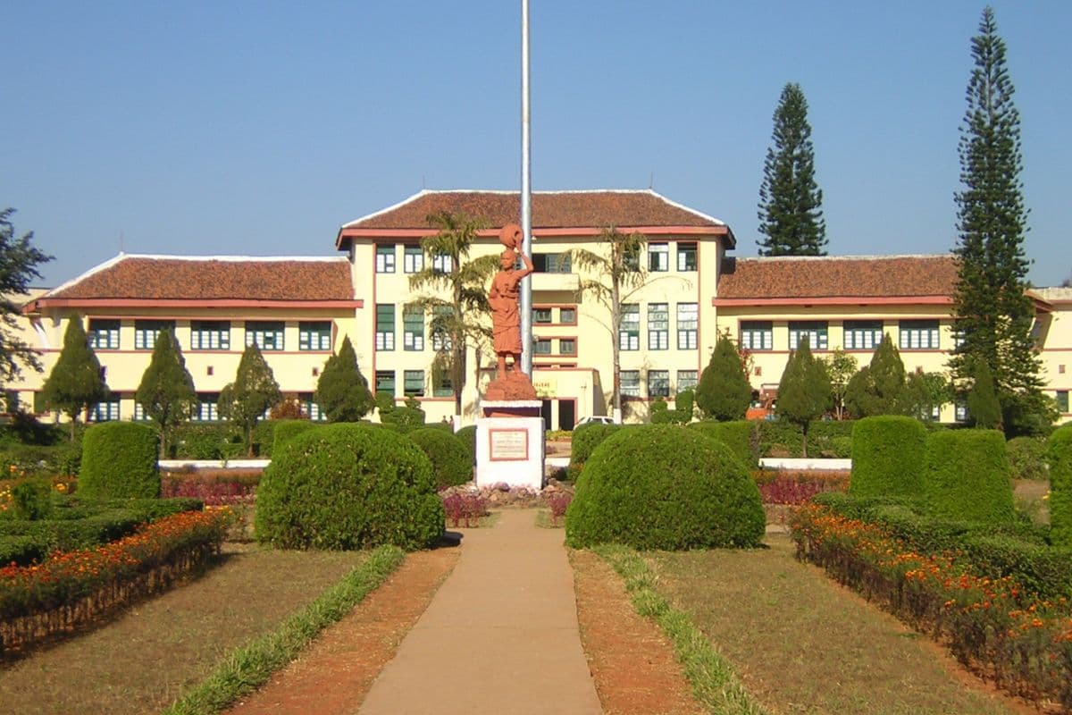 झारखंड के नेतरहाट आवासीय विद्यालय के तीन शिक्षकों पर गिरी गाज, किए गए सस्पेंड