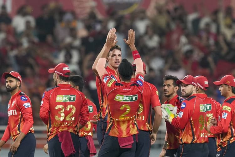 111 पर ऑलआउट होने के बाद, PBKS ने KKR को 95 पर किया ढेर, इस जादुई भारतीय गेंदबाज ने पलट दिया मैच