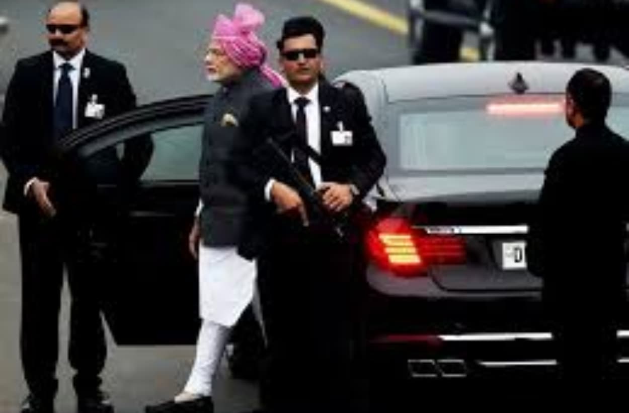 PM Modi की सुरक्षा करने वाले SPG कमांडो को कितनी मिलती है सैलरी? जानें डिटेल में