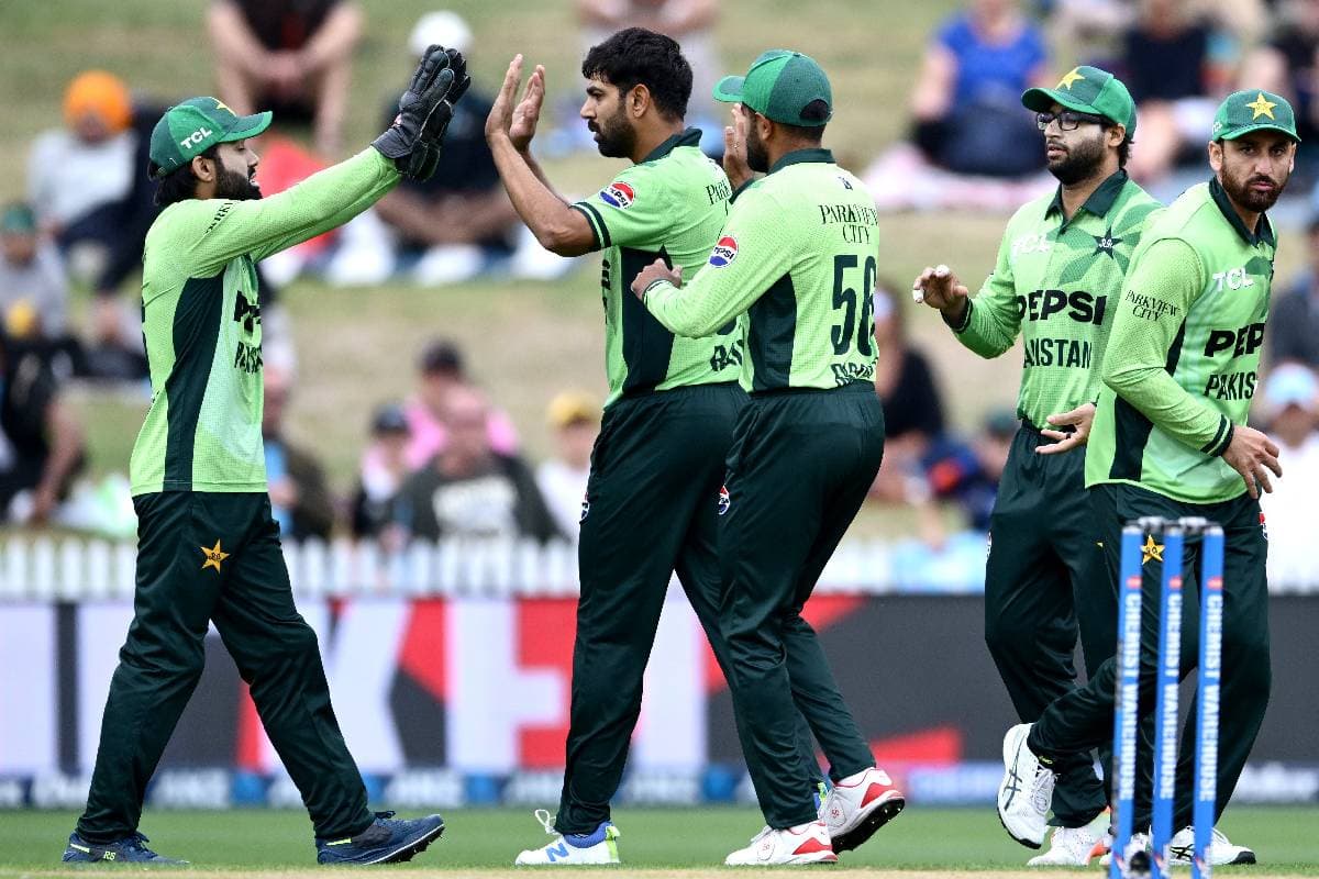 'टमाटर बेचने वाला भी पूछ रहा है टीम में स्पिनर…' पाकिस्तान की शर्मनाक हार के बाद भड़का पूर्व क्रिकेटर का गुस्सा