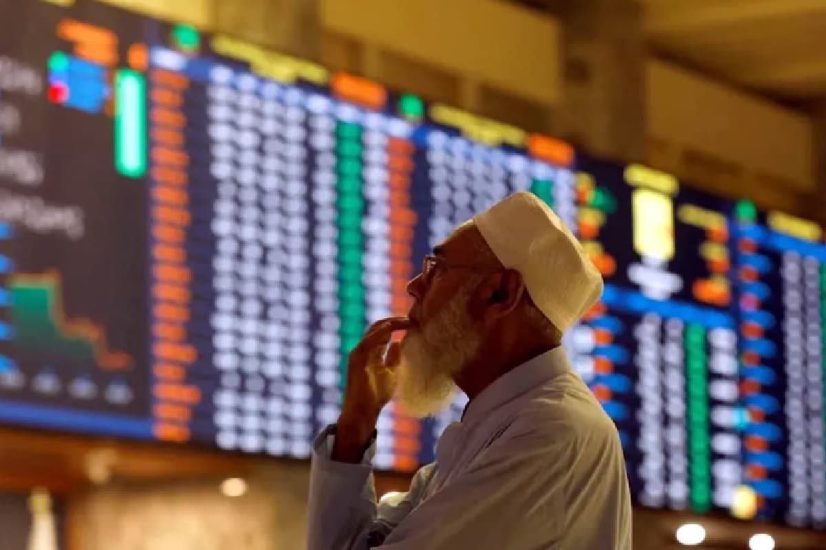 पाकिस्तान को महंगा पड़ रहा भारत से पंगा, सर्जिकल स्ट्राइक के खौफ से शेयर बाजार में हाहाकार