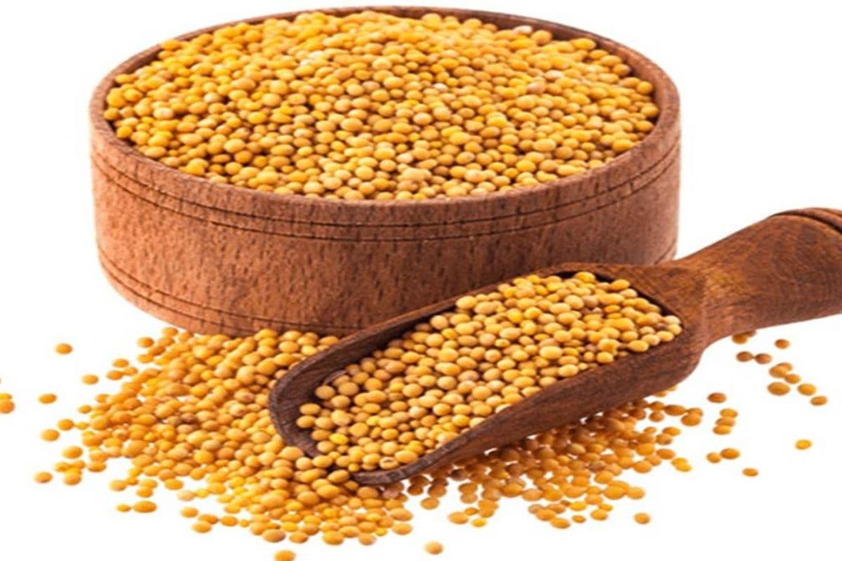 Peeli Sarson Ke Totke: पीली सरसों का ये टोटका खोल देगा आपकी किस्मत का ताला