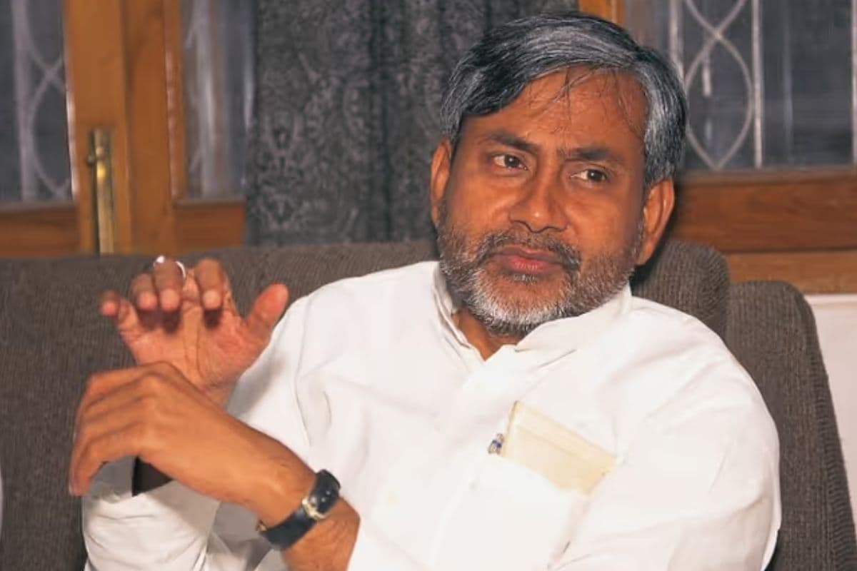 रेल मंत्री रहते नीतीश कुमार ने की थी IRCTC की शुरुआत, एक फैसले ने लोगों का सफर कर दिया आसान