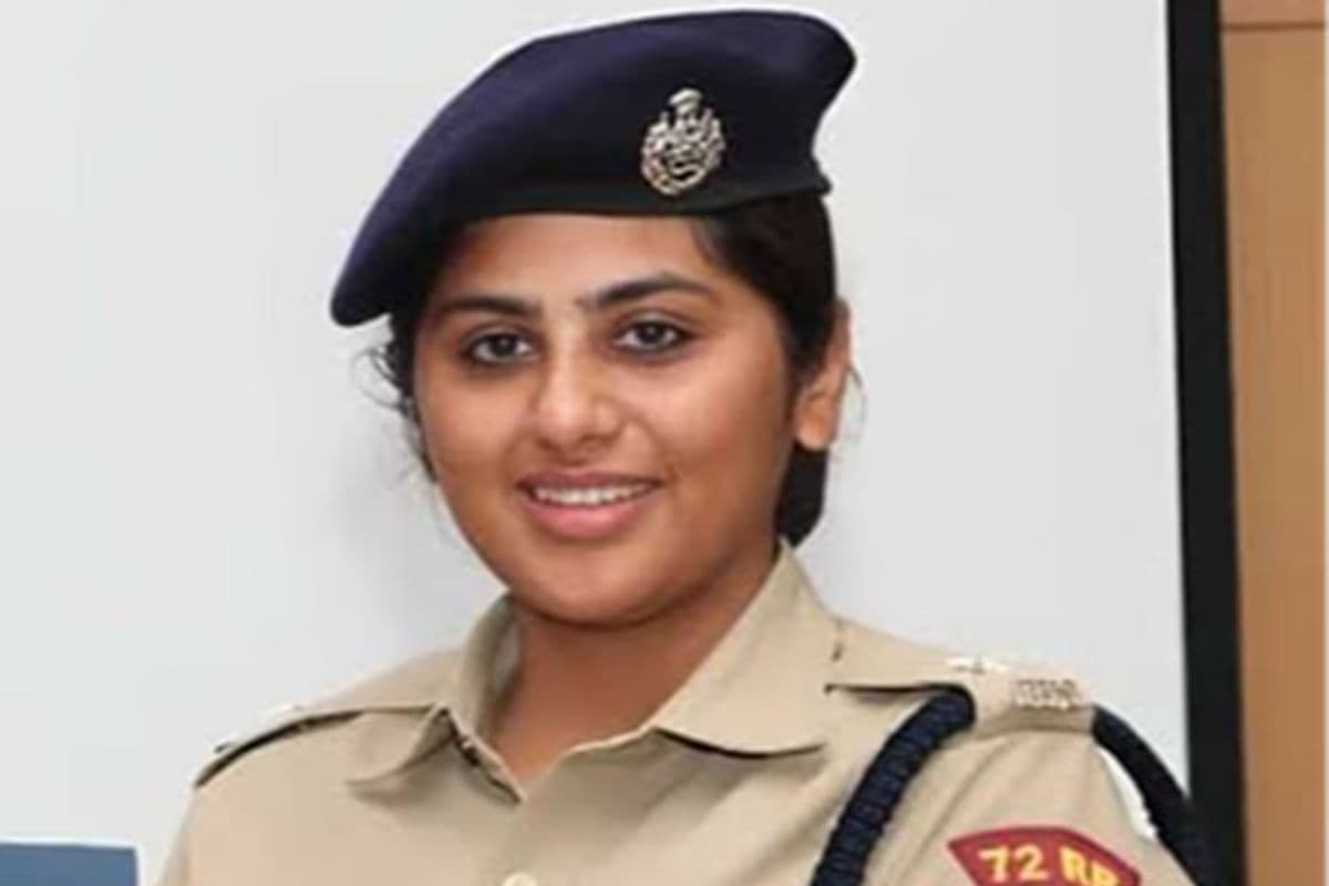 पूर्व IPS अधिकारी काम्या मिश्रा