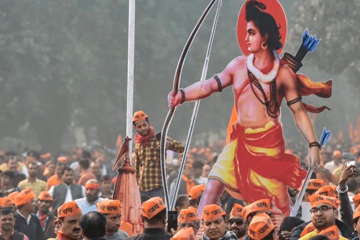 Ram Navami 2025 पर मुजफ्फरपुर में 54 जगहों से निकलेगी जुलूस, DJ और हथियार प्रदर्शन रहेगा बैन