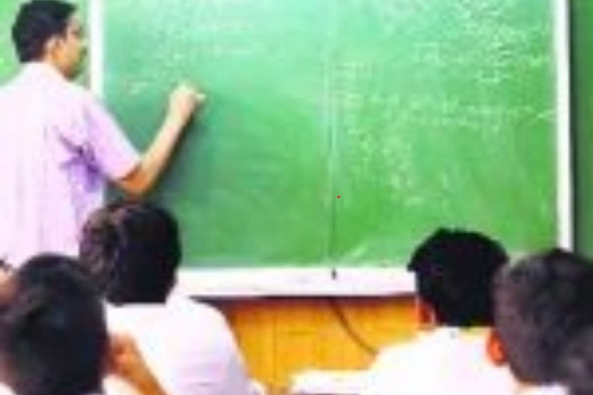 झारखंड में 12वीं तक के शिक्षकों को देना होगा आकलन परीक्षा, जानें सरकार का क्या है उद्देश्य