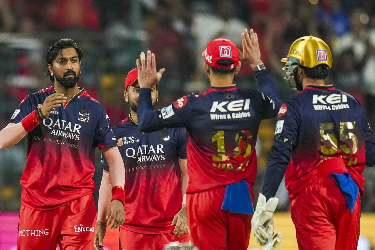 आखिरकार घर में जीता RCB, विराट के बल्ले से धमाल के बाद हेजलवुड की कातिलाना गेंदबाजी