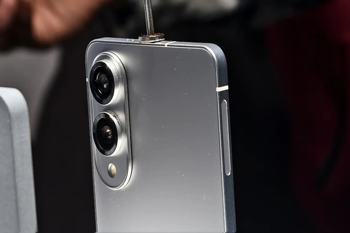 Samsung Galaxy S25 Edge: ‘पतला’ तो होगा, लेकिन ‘हल्का’ हरगिज नहीं, मिलेंगे ये दमदार फीचर्स