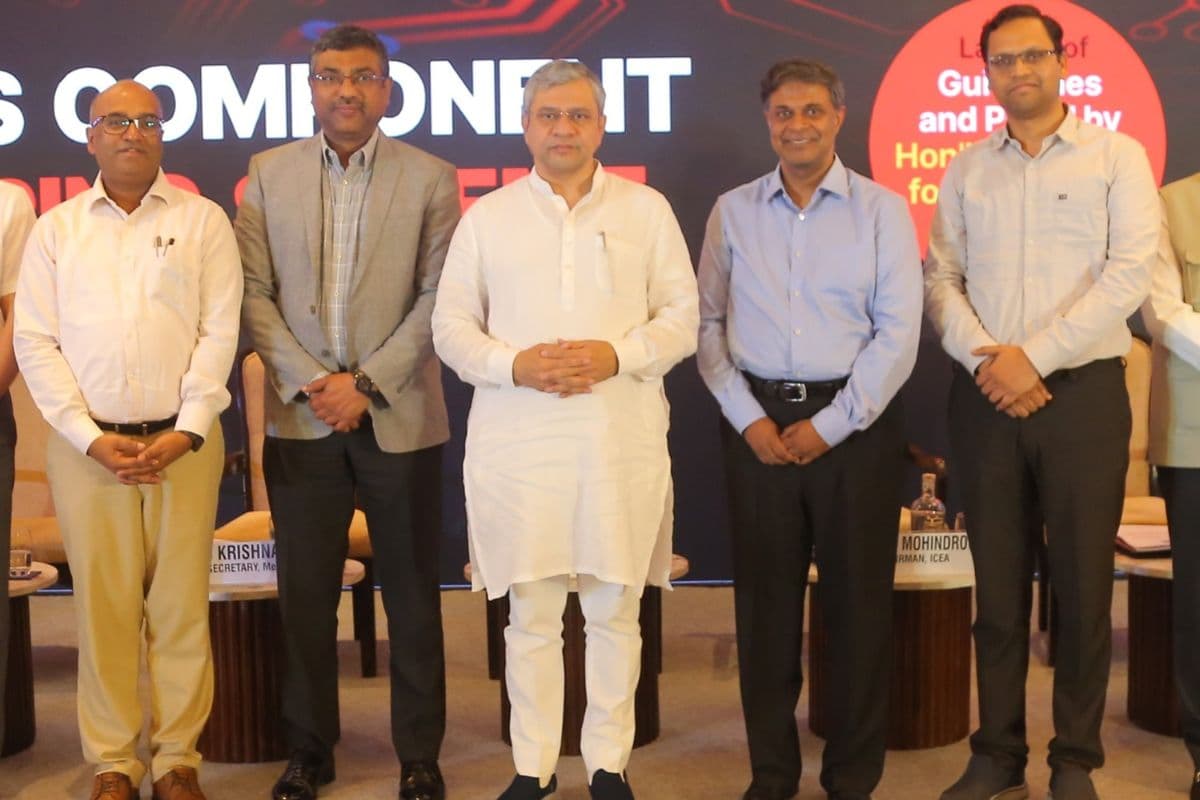 Sarvam AI: भारत का पहला AI मॉडल बनाएगी यह स्टार्टअप, सरकार से मिली 200 करोड़ रुपये की मदद