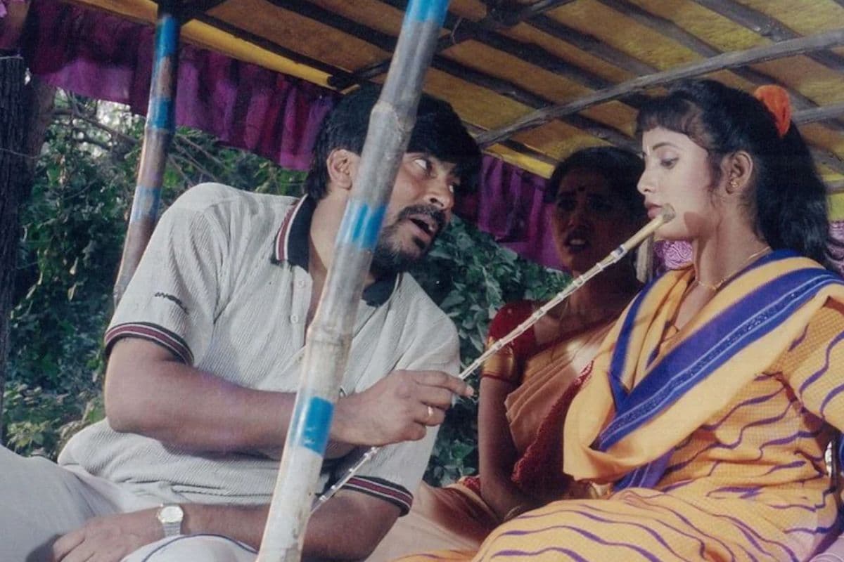 सिर्फ 35 लाख में बनी, कमाई 35 करोड़, 6 महीने हाउसफुल रही ये भोजपुरी ब्लॉकबस्टर, फिल्म ने रचा इतिहास