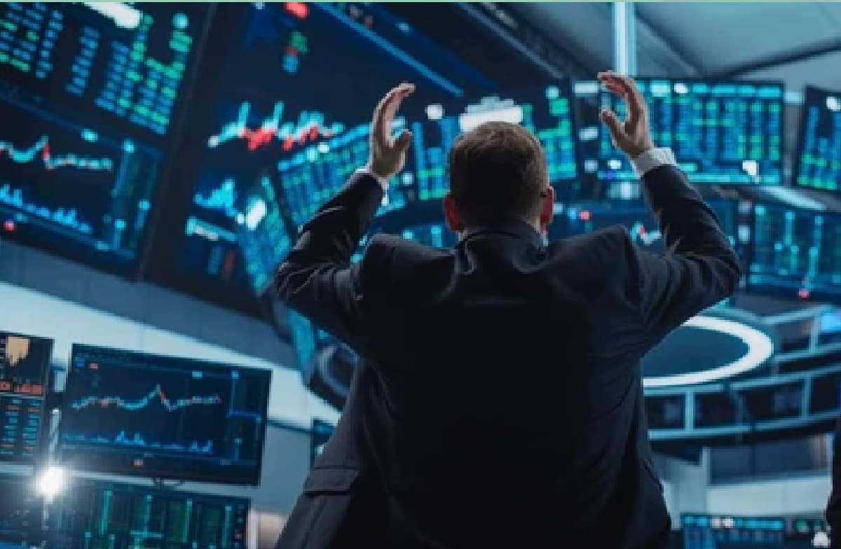 भारत-पाक तनाव से टेंशन में आ गया बाजार, एक्सिस बैंक में बिकवाली से दूसरे दिन धड़ाम