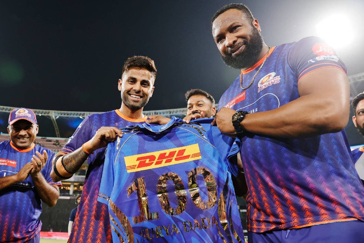 सूर्यकुमार यादव ने जड़ा अनोखा 'शतक', मुंबई इंडियंस ने गिफ्ट की 100 नंबर की स्पेशल जर्सी