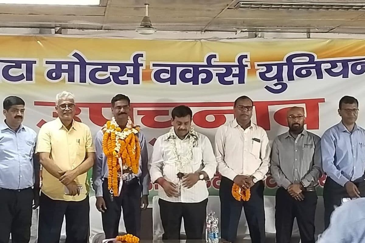 टाटा मोटर्स वर्कर्स यूनियन के नए अध्यक्ष बने शशिभूषण प्रसाद, नीरज झा फाउंड्री डिवीजन के कमेटी मेंबर