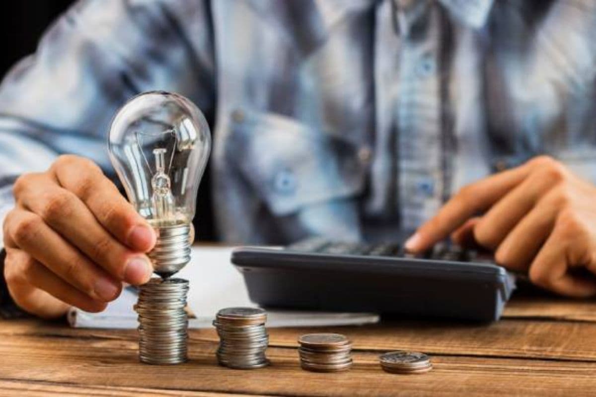 Electricity Bill: बिहार के सवा करोड़ उपभोक्ताओं ने ली राहत की सांस, इतनी सस्ती हुई बिजली दर