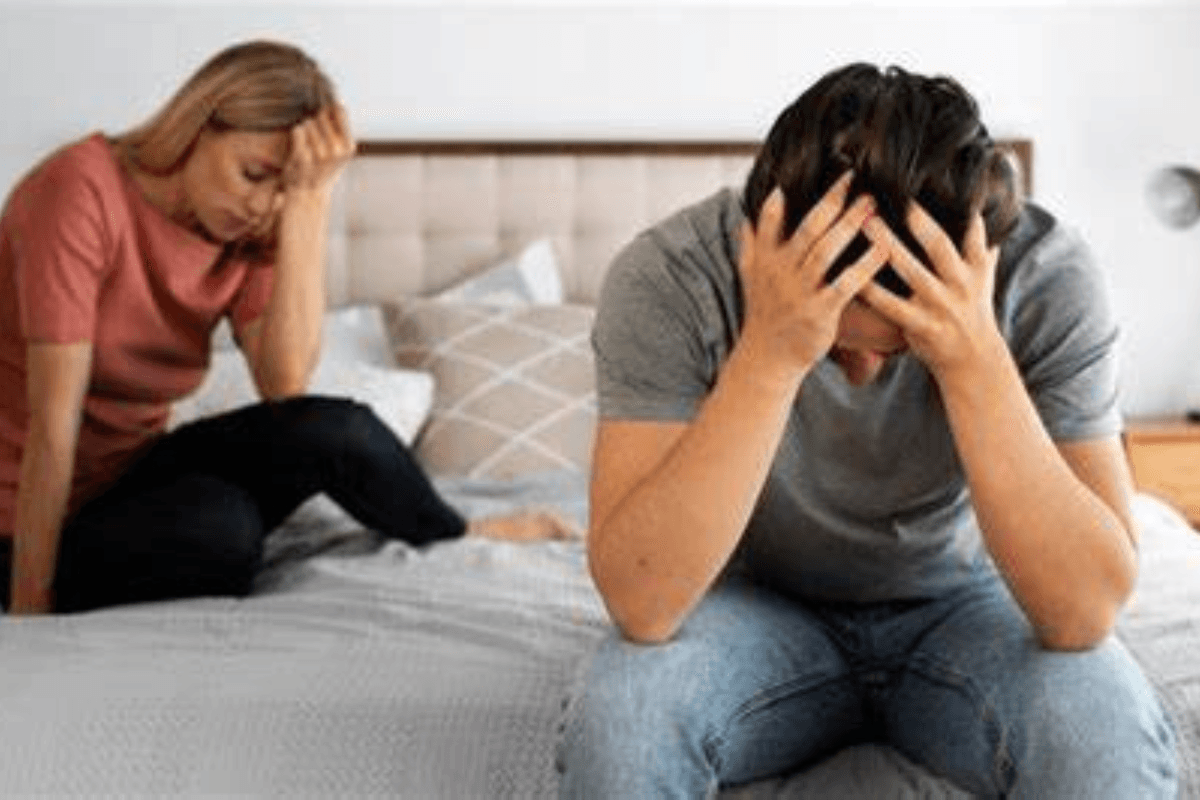 Toxic Relationships: टॉक्सिक रिश्ते की निशानियां, समय रहते पहचानें