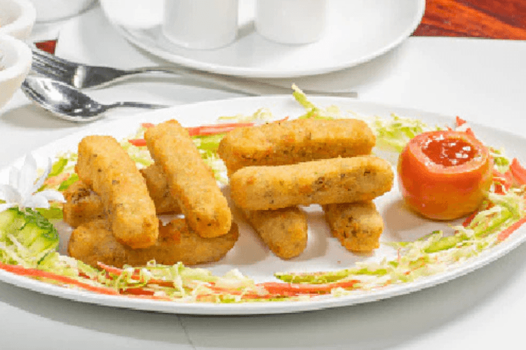 Aloo Kurkure Recipe: आलू से बनाएं क्रिस्पी और चटपटे कुरकुरे, आसान है रेसिपी