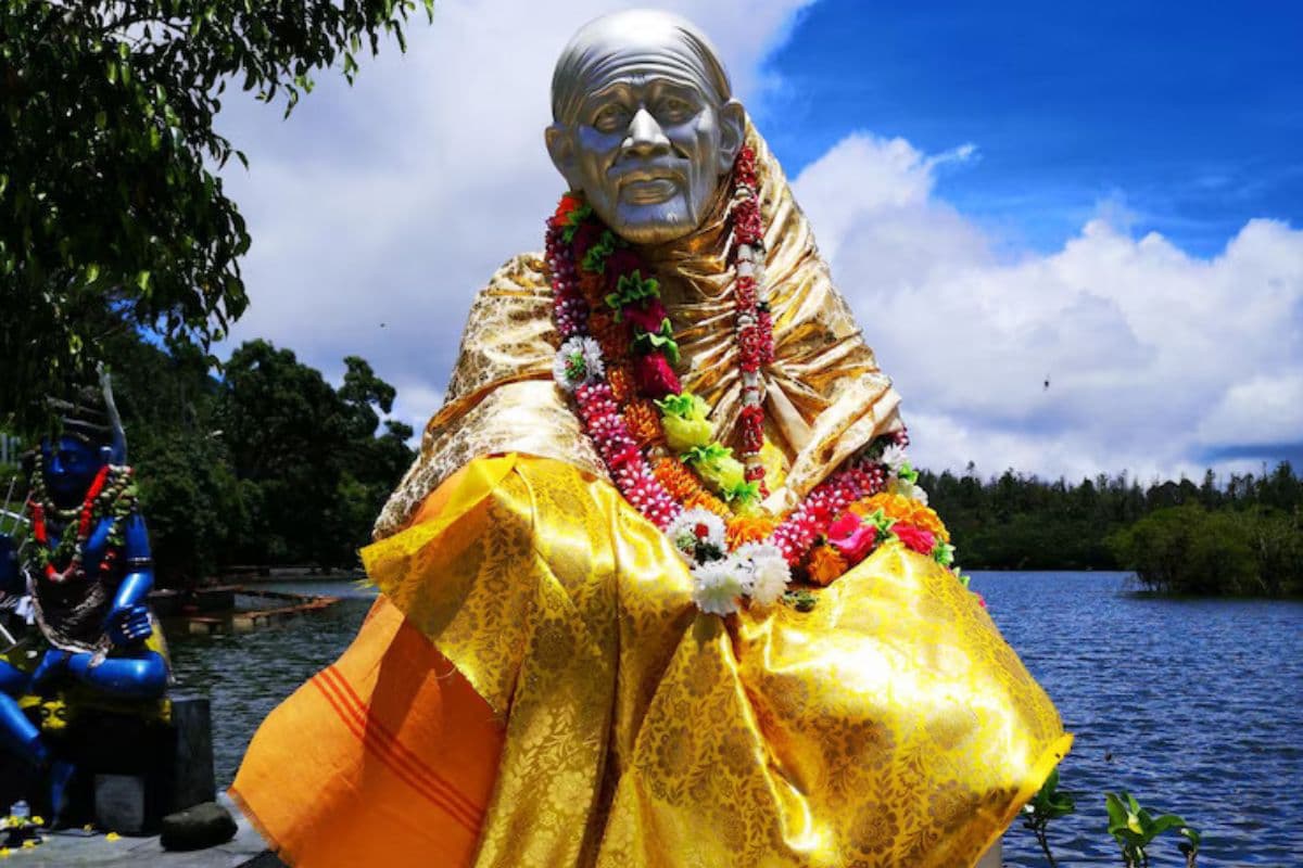 साईं बाबा के अमृत वचनों में छुपा है जीवन का सार