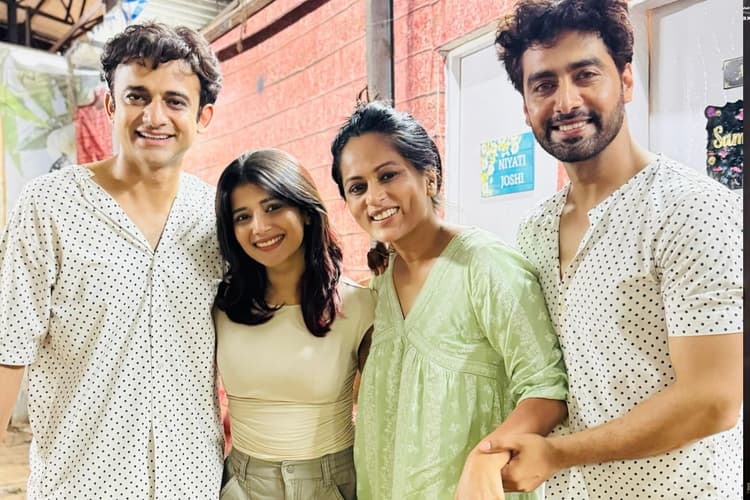 Yeh Rishta Kya Kehlata Hai: अभीरा ने रोहित-शिवानी के डेथ सीन शूट करने पर तोड़ी चुप्पी, कहा- आंसू बहाने की…