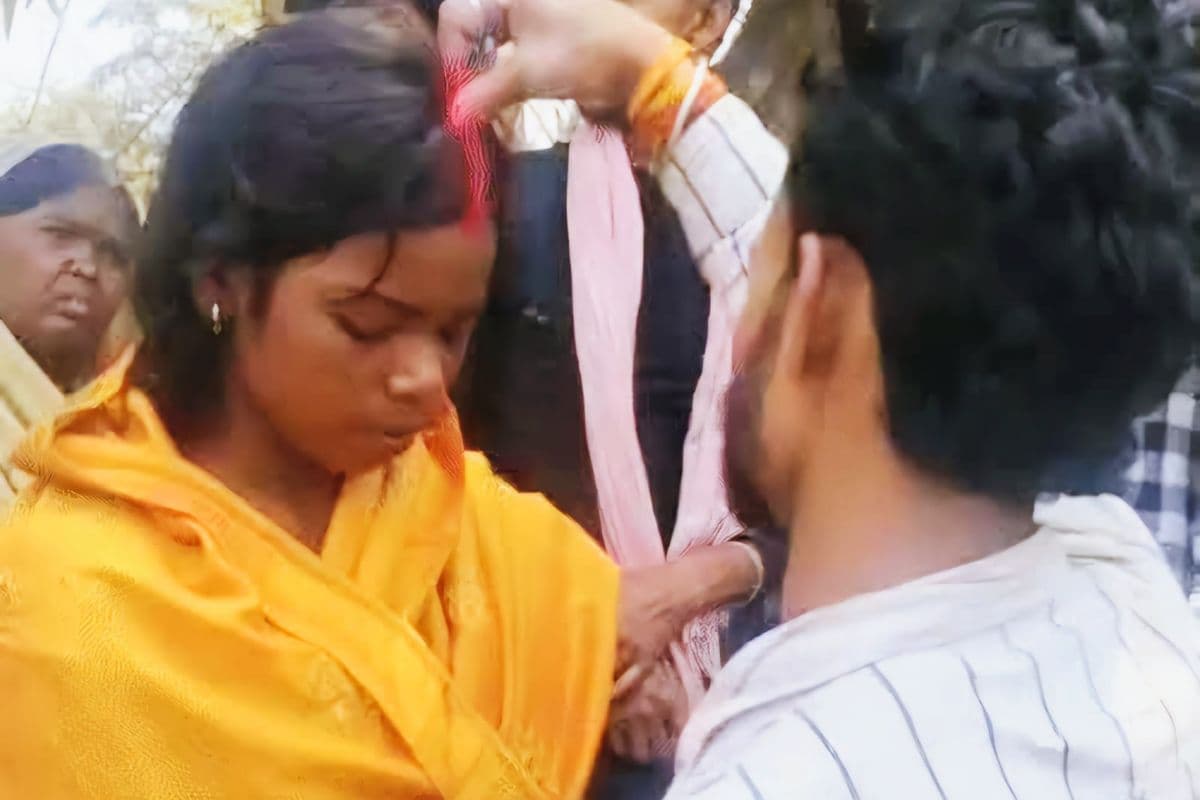 begusarai viral news| In Bihar, mother-in-law caught her daughter-in-law in a room with her lover and got her married begusarai viral news| In Bihar, mother-in-law caught her daughter-in-law in a room with her lover and got her married