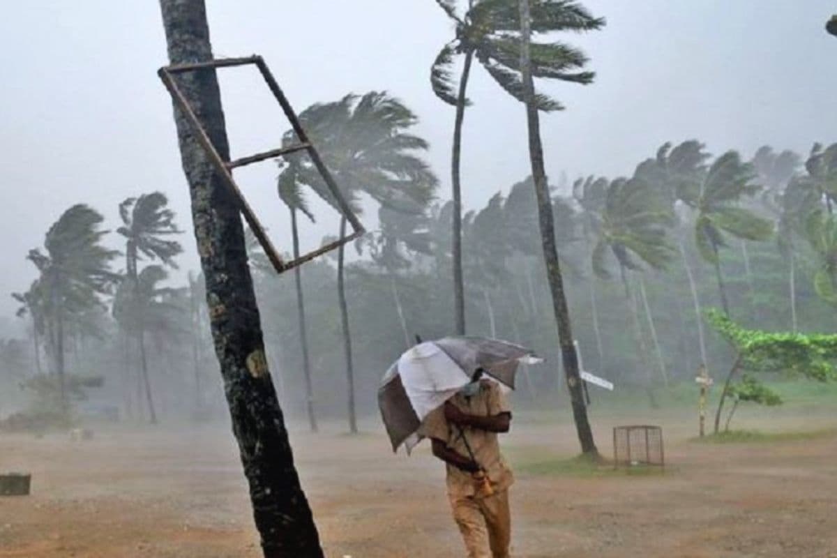 Bihar Rain Alert: बिहार के इन 12 जिलों में होगी भयंकर बारिश! IMD ने जारी किया तेज रफ्तार हवा का भी अलर्ट