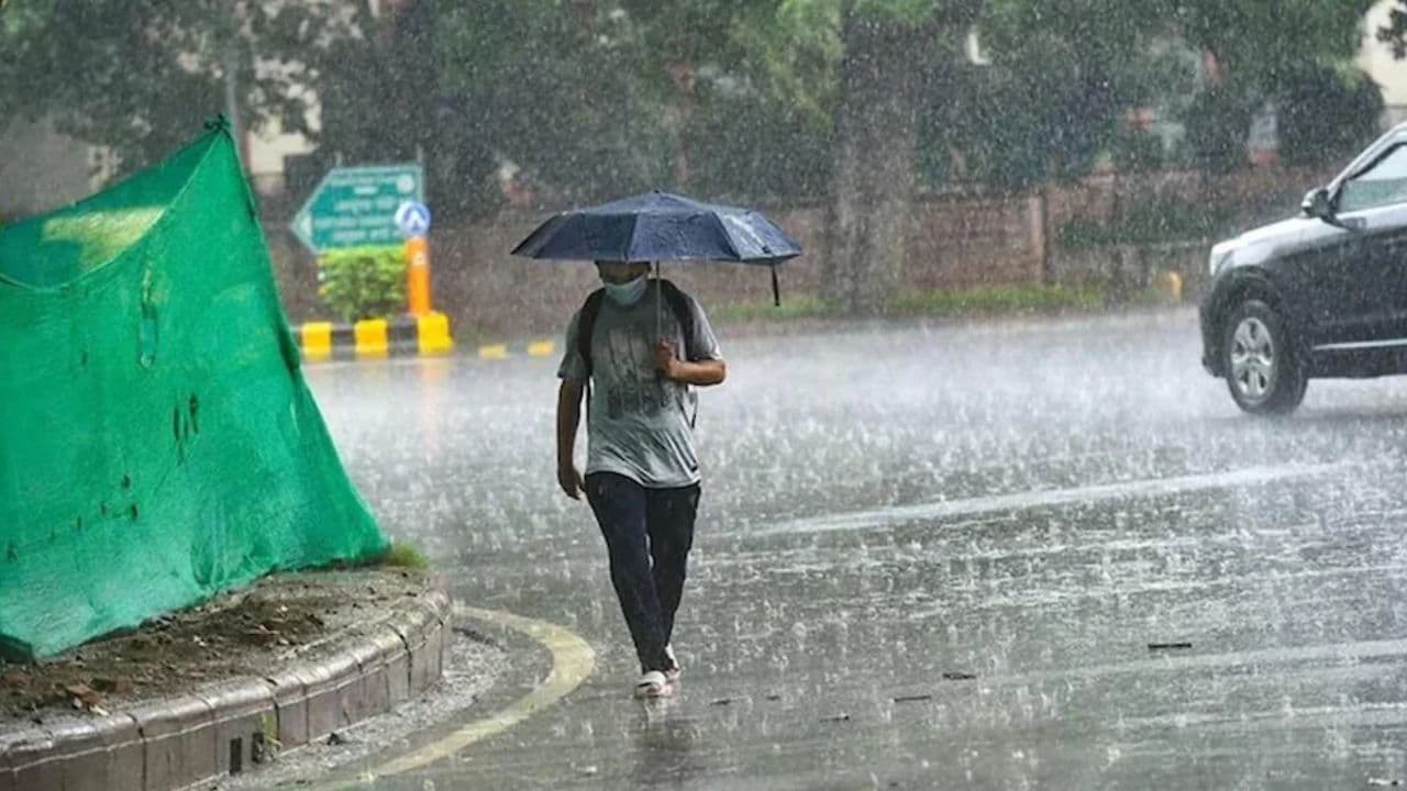 Heavy Rain Alert: बारिश का फिर दिखेगा कोहराम, इन राज्यों में अलर्ट जारी