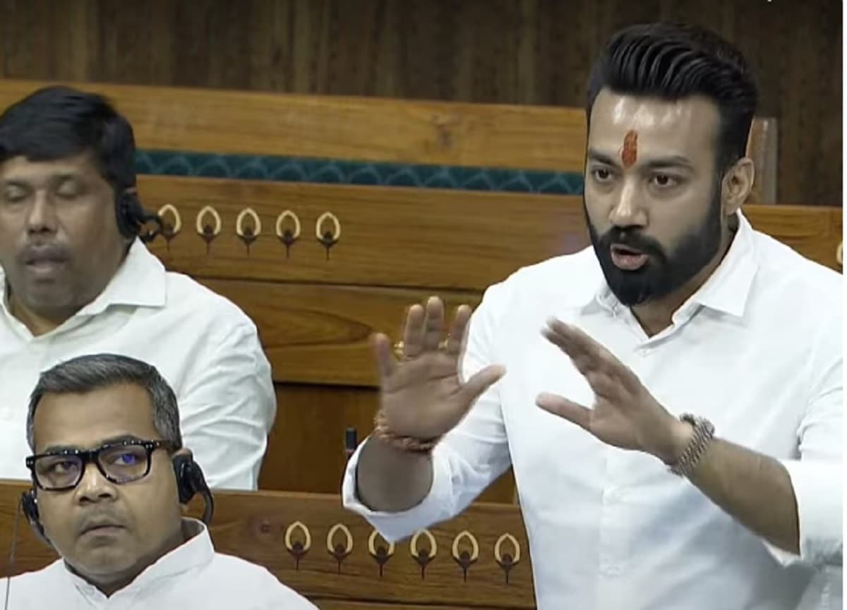 संसद में उठा महाराष्ट्र में हिंदी भाषियों पर हमले का मुद्दा, लोजपा ने मांगी बिहार वालों की सुरक्षा