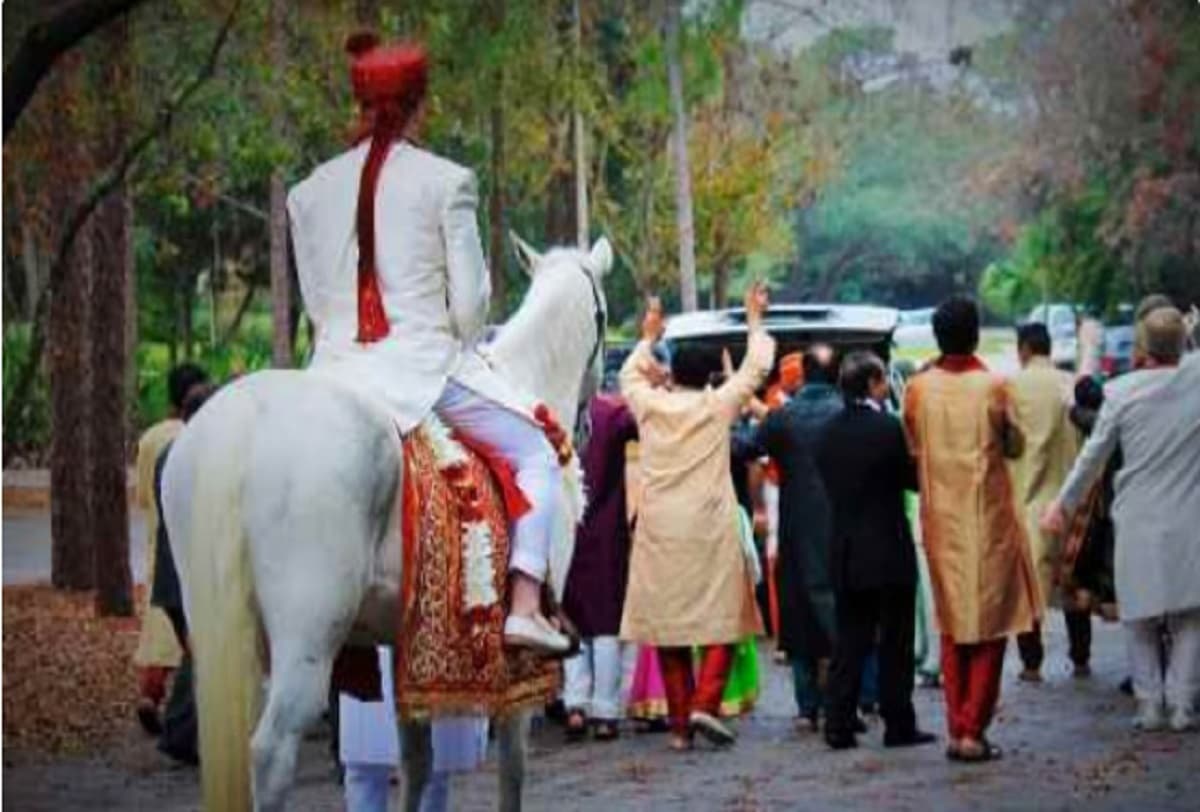 Indian Wedding: शादी-विवाह में अब खत्म हो रही मरजाद की परंपरा, एक शाम खाने के बाद लौट रहे बाराती