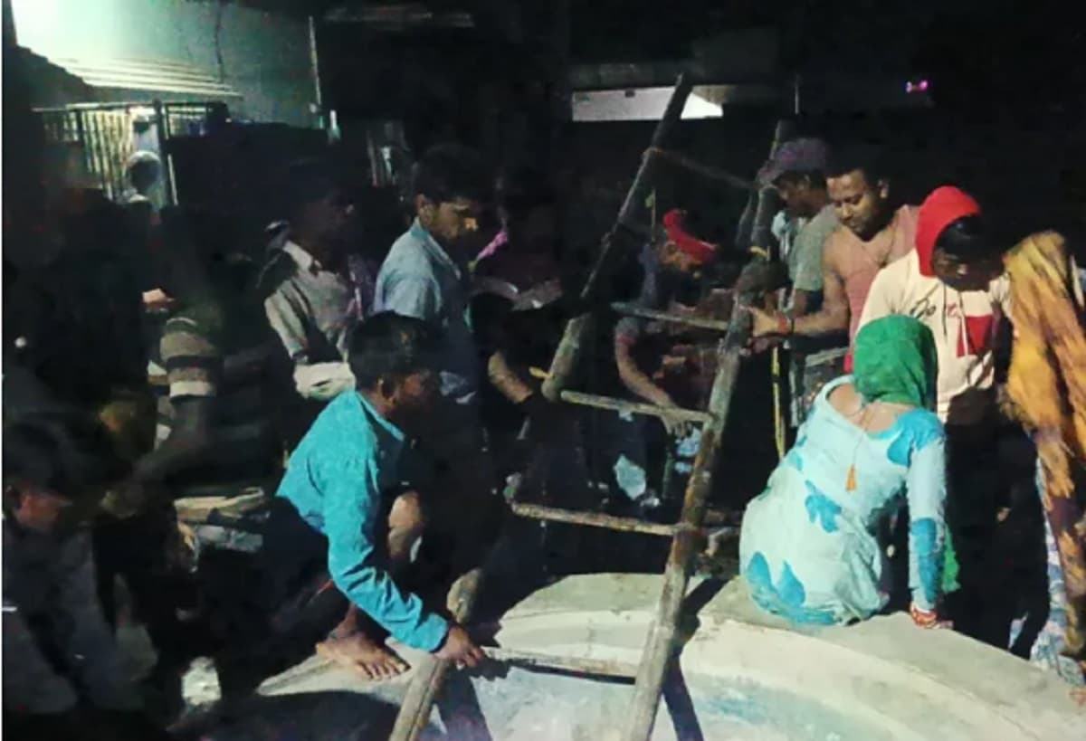 पति ने लोक नाच देखने से रोका तो पत्नी ने गुस्से में लगा दी कुएं में छलांग