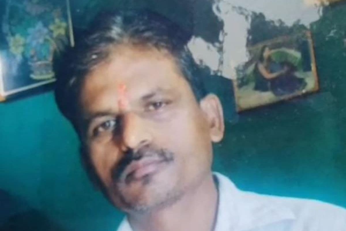 Dhanbad News: धनबाद में कोयला डंपिंग की चपेट में आने से एक युवक की मौत, शव उठाने पहुंची पुलिस का विरोध