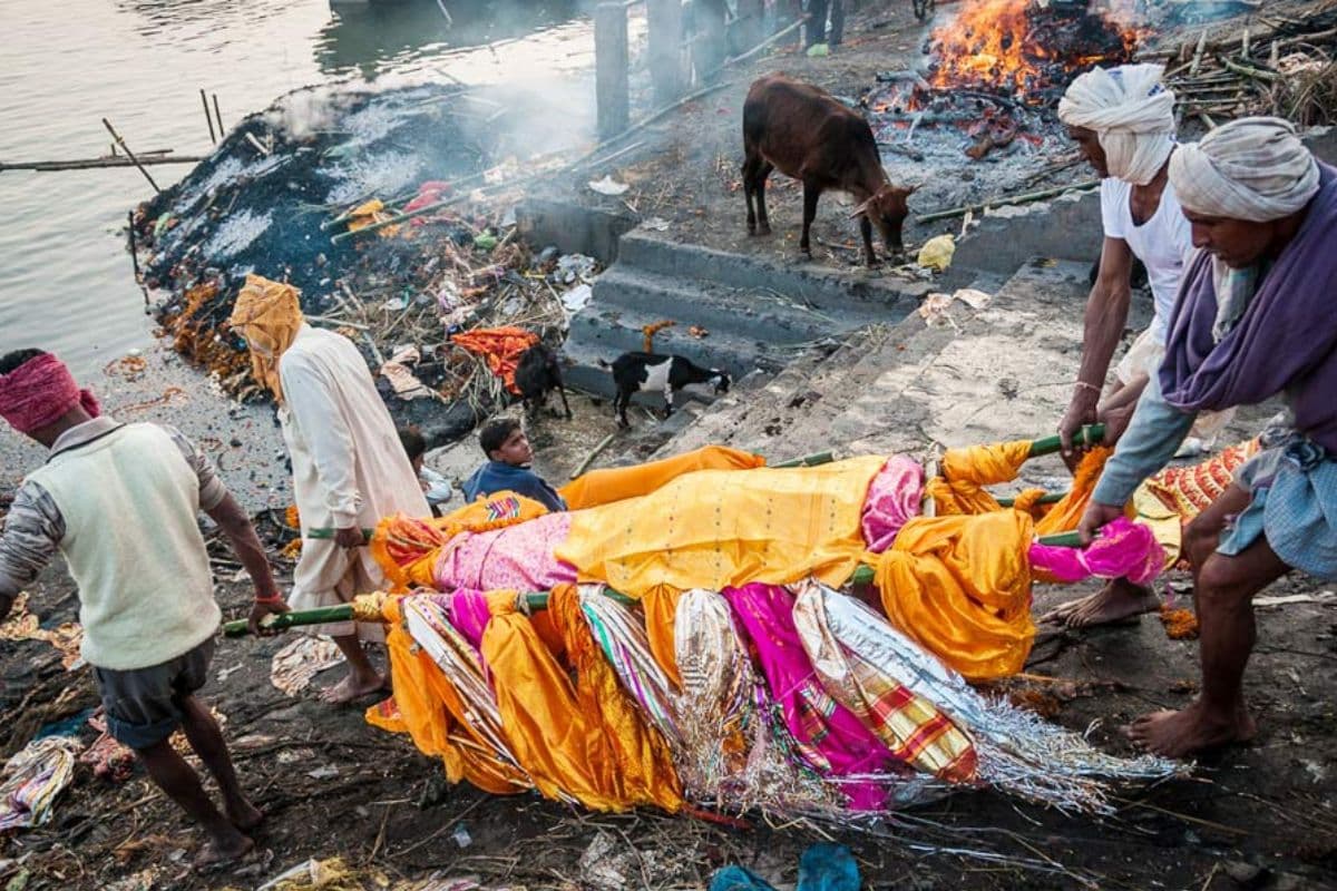 Varanasi: बनारस में नहीं होता इन 5 शवों का अंतिम संस्कार, श्मशान से लौटा दी जाती है बॉडी