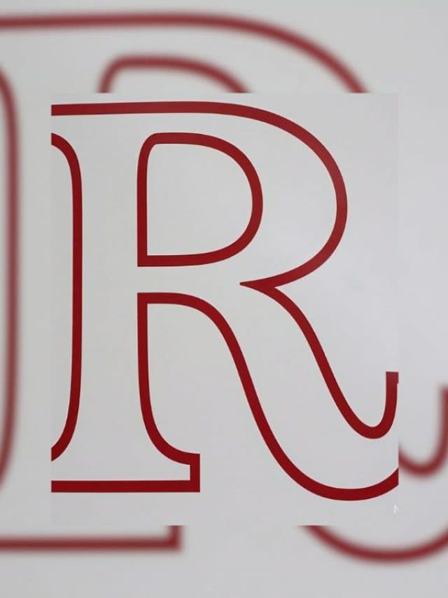 R अक्षर से रखें अपने क्यूट बच्चों के नाम