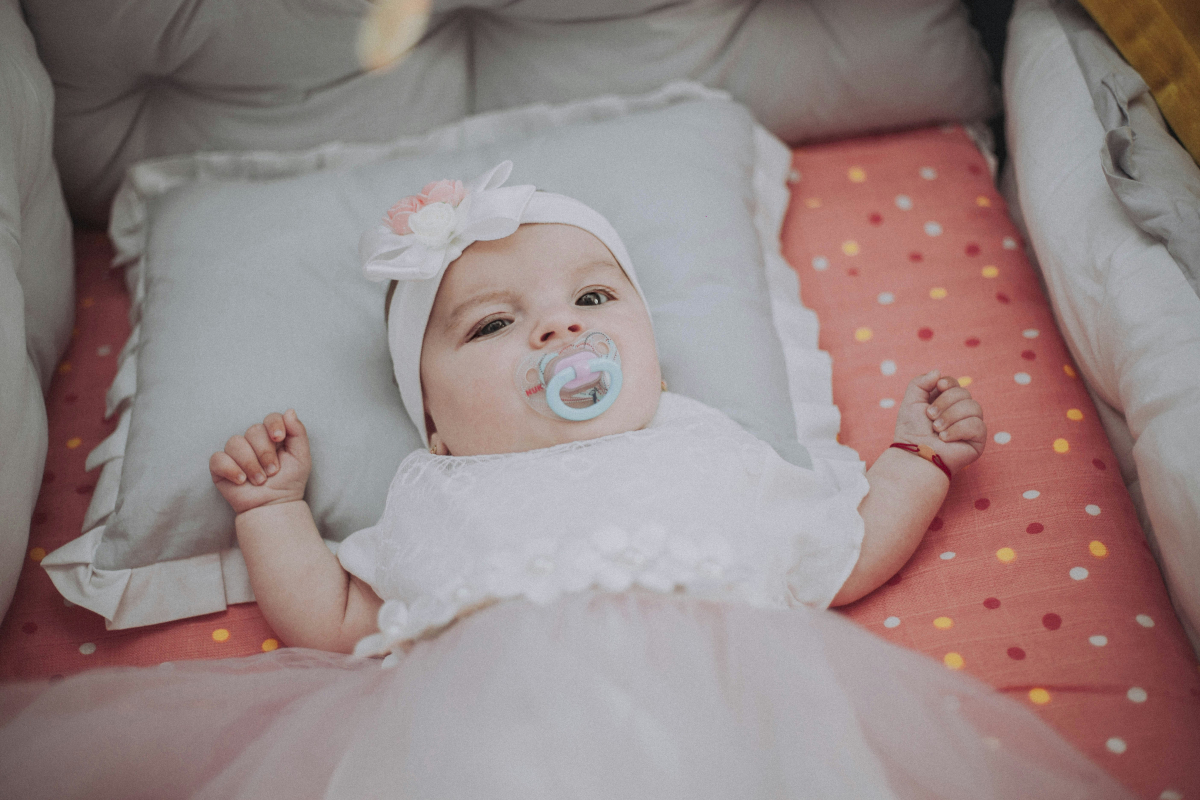 Baby Names: फूलों सी बेटी के लिए नाम चुनना अब और भी ज्यादा आसान, यह लिस्ट आएगी आपके काम