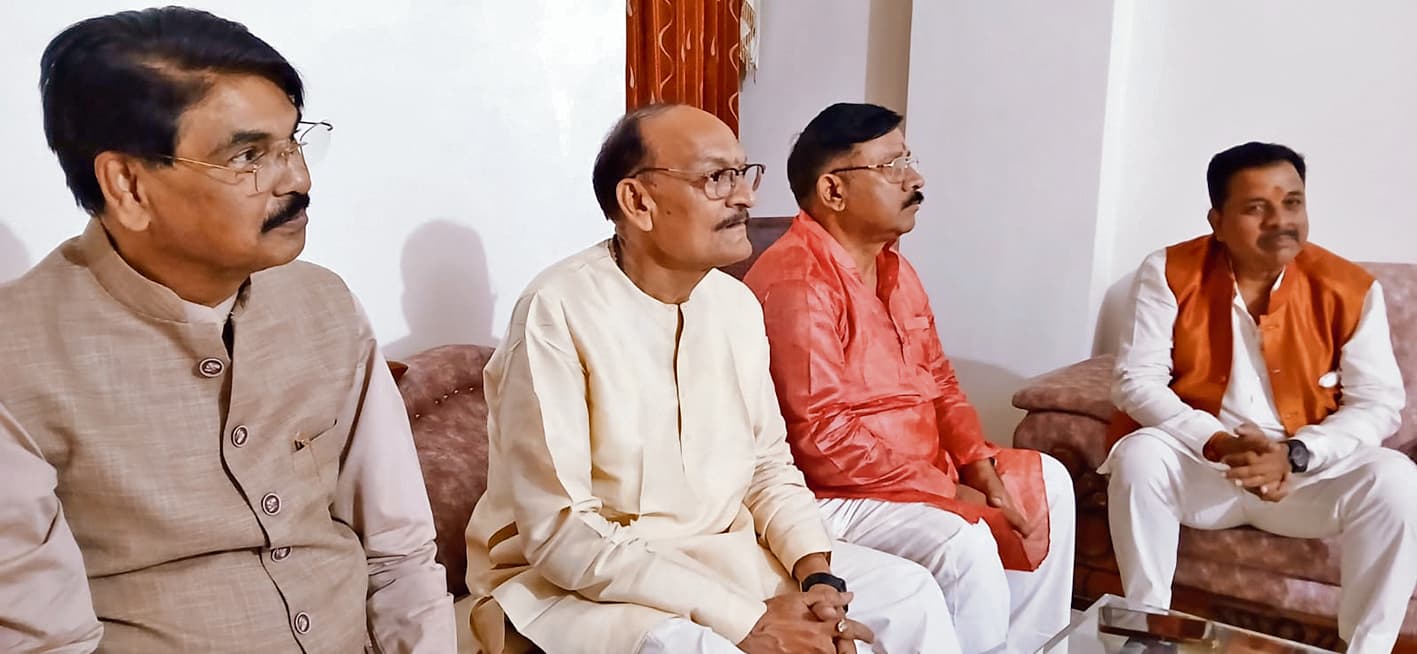 Gopalganj News  : वक्फ बोर्ड संशोधन बिल से प्रोपर्टी पर रुकेगा अवैध कब्जा : मनन मिश्र