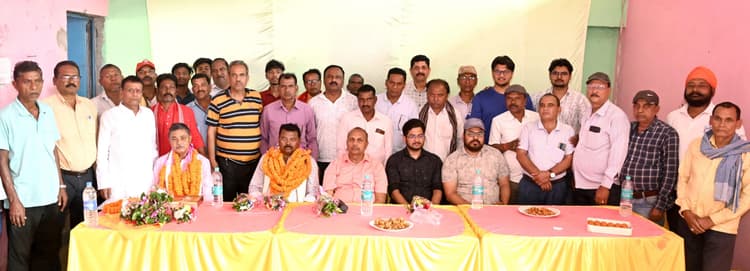 Bokaro News : सेवानिवृत्त कोलकर्मियों को दी गयी विदाई