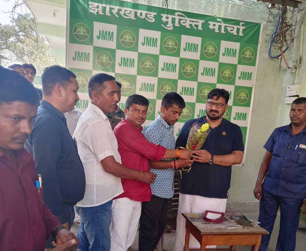 होमगार्ड संघ के सदस्यों ने की स्थायीकरण की मांग