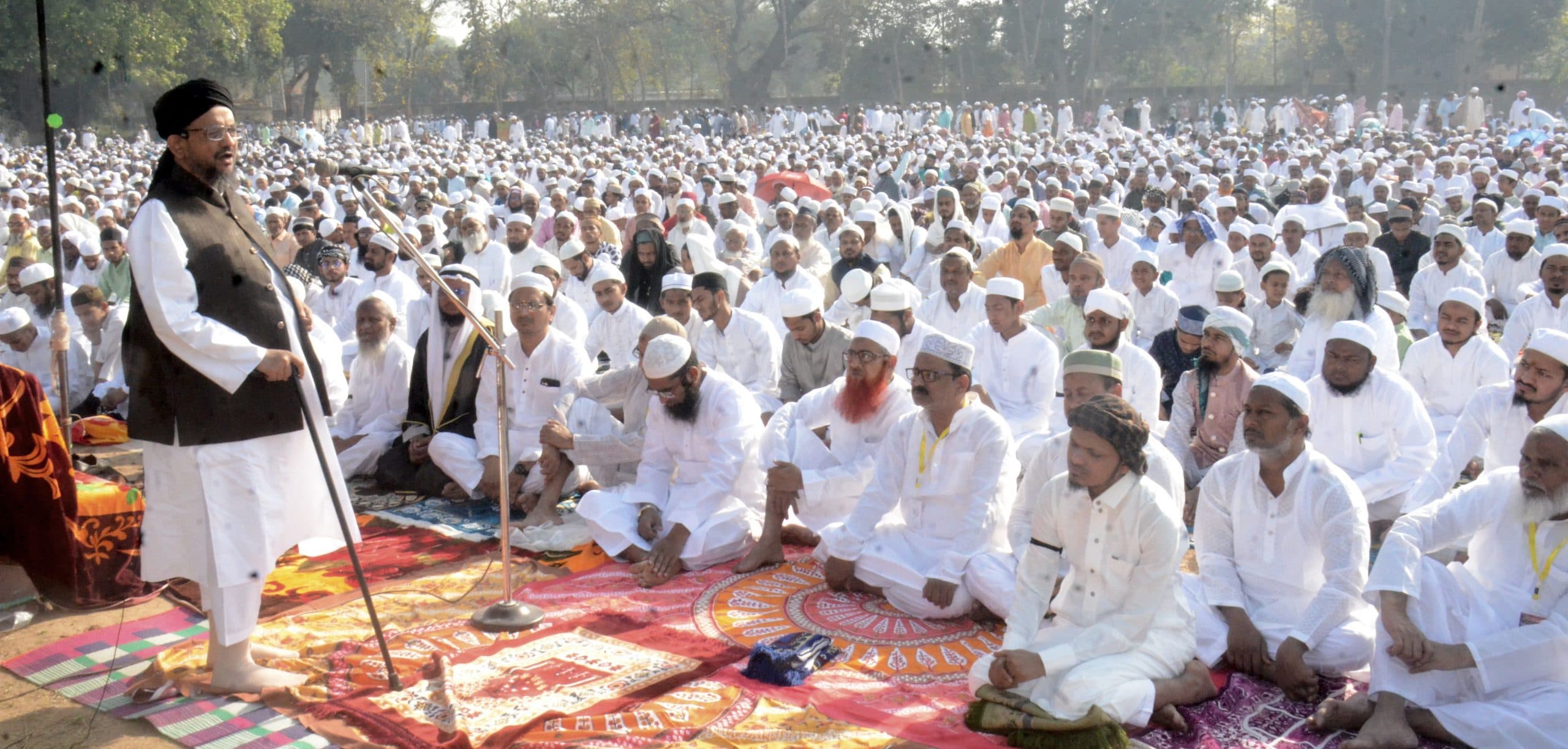 Bhagalpur News: सीटीएस मैदान में 30 हजार लोगों ने अदा की ईद की नमाज