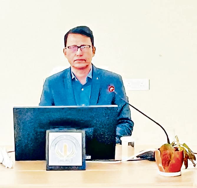 Dhanbad News : बेहतर जलापूर्ति के लिए सिंदरी शहर की पुरानी मेन पाइप बदलेगी