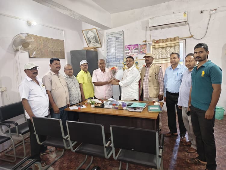 एचपीएस कॉलेज के नये प्रधानाचार्य बने डॉ इंद्रदेव सिंह