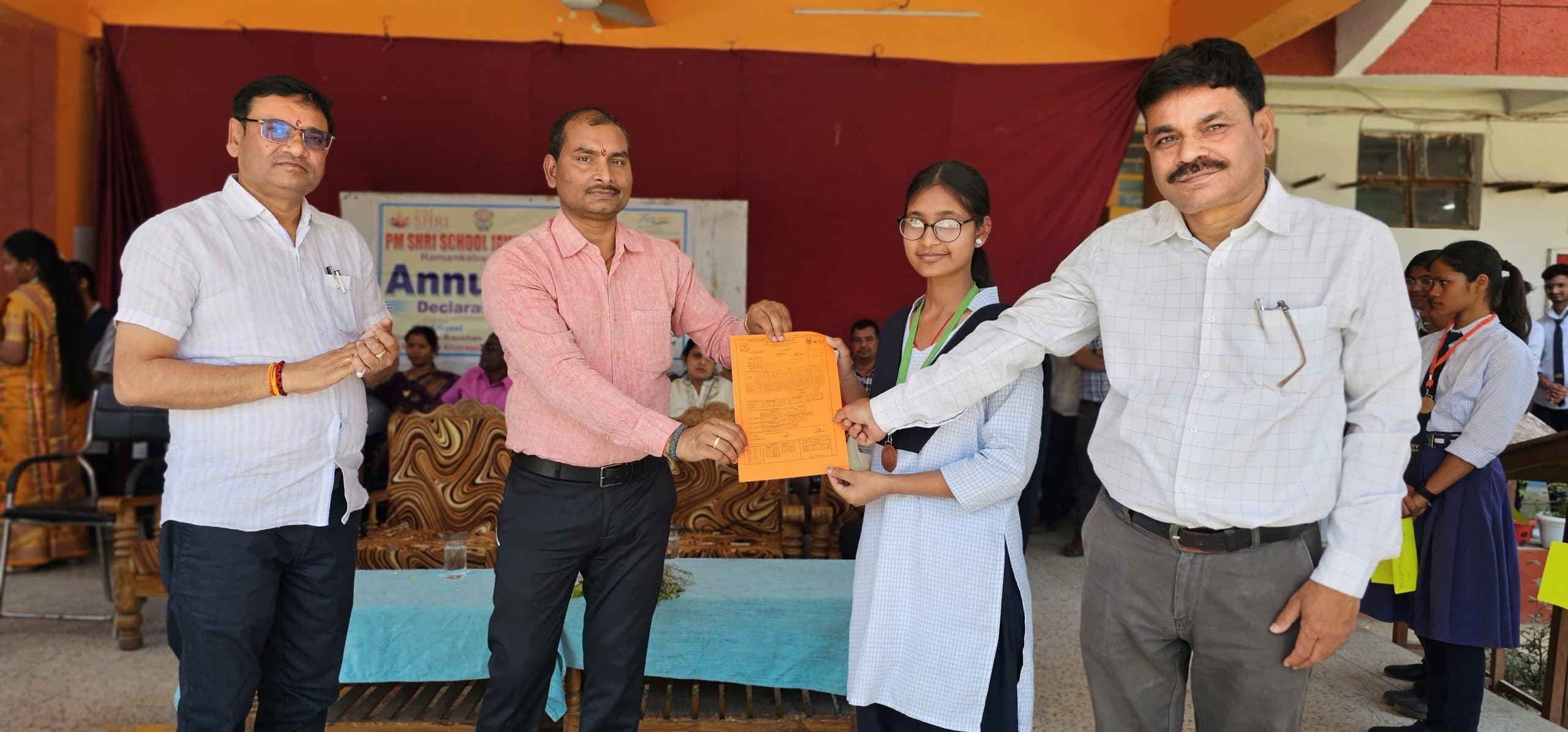 थॉमस एडीसन की तर्ज पर छात्र अपनी सफलता की कहानी लिखें : एसडीओ