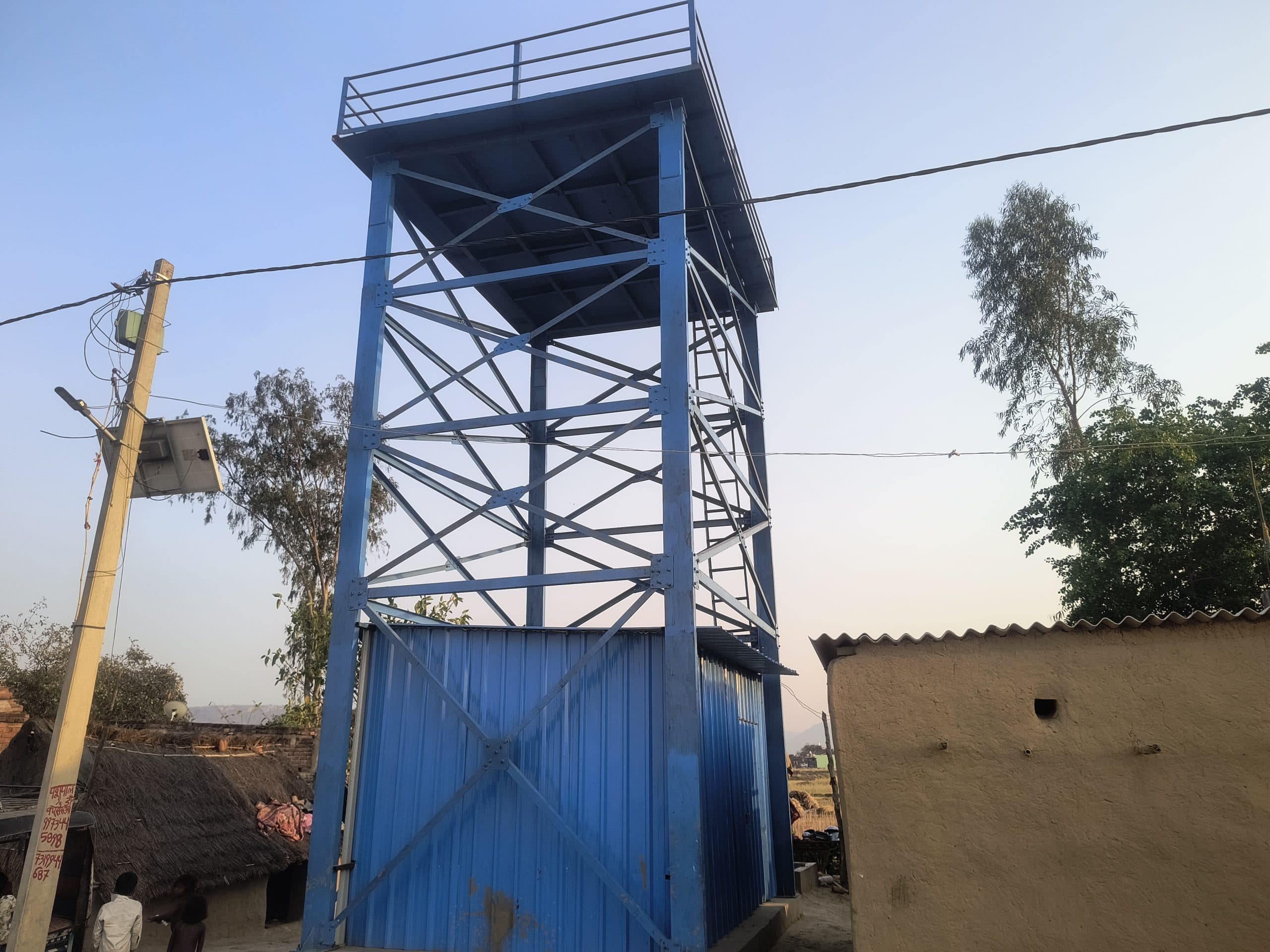 Sasaram News : मगरदह में पांच वर्षों में नहीं लगी टंकी, आदिवासियों को पानी की टकटकी