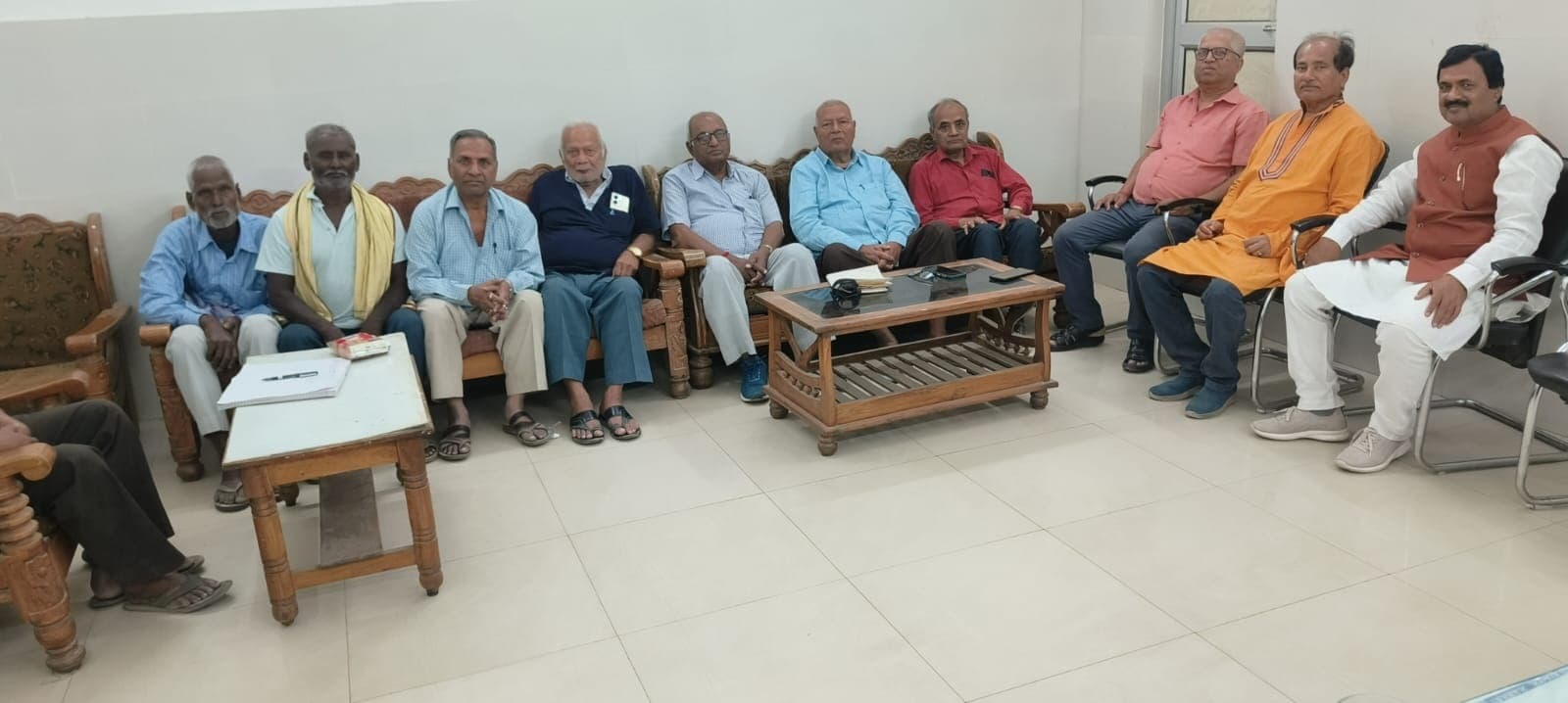 sitamarhi news: रिटायर्ड रेलवे मेंस फेडरेशन की मासिक गोष्ठी में विभिन्न मुद्दों पर चर्चा