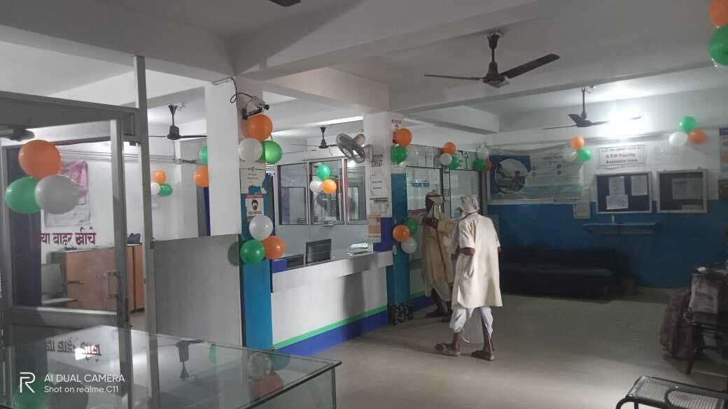 ग्रामीण बैंक की इचाक व गोबरबंदा शाखा में मना स्थापना दिवस