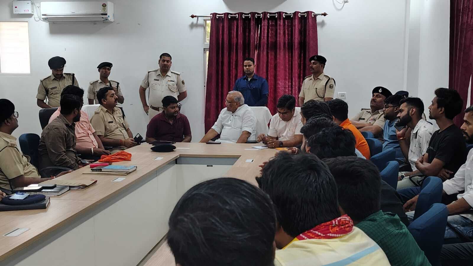 रामनवमी में डीजे की जगह कम साउंड वाले उपकरण बजेंगे