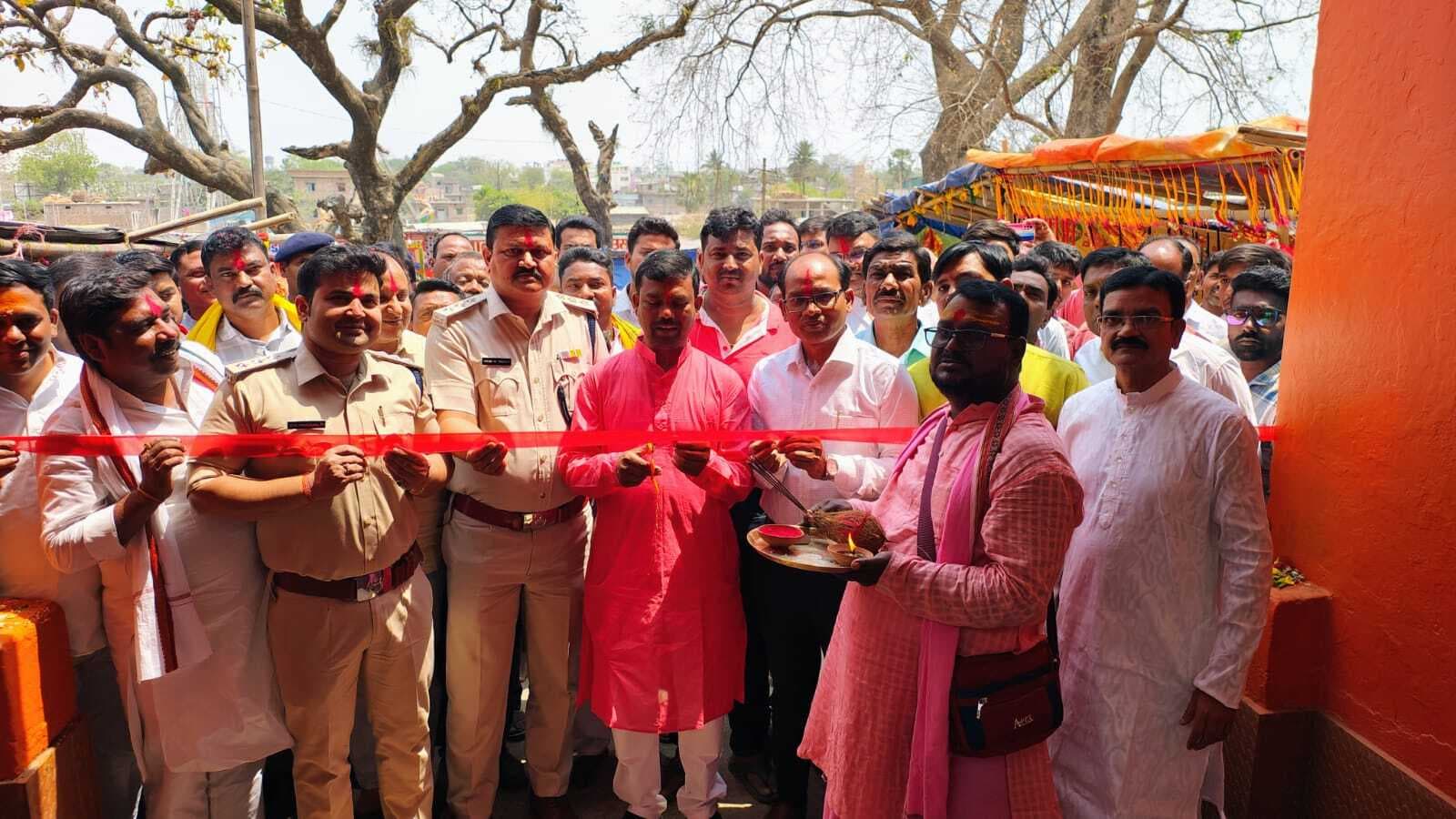 बिन्दुवासिनी मंदिर में पांच दिवसीय शतचंडी महायज्ञ शुरू, पांच दिनों तक चलने वाले यज्ञ व रामनवमी मेला का हुआ उदघाटन