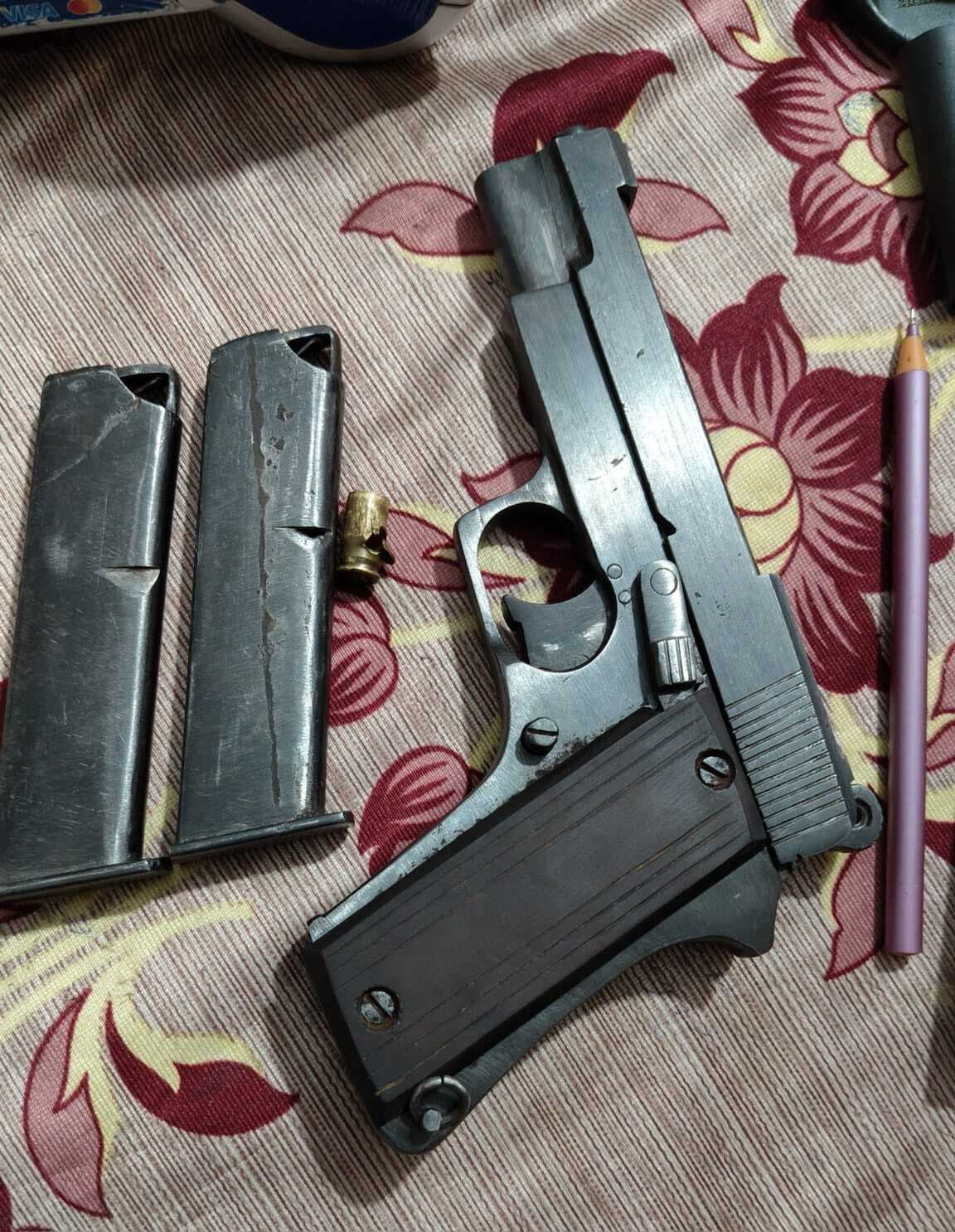 छोटी लगमा में खड़ी स्कूटी से पिस्टल व मैगजीन बरामद