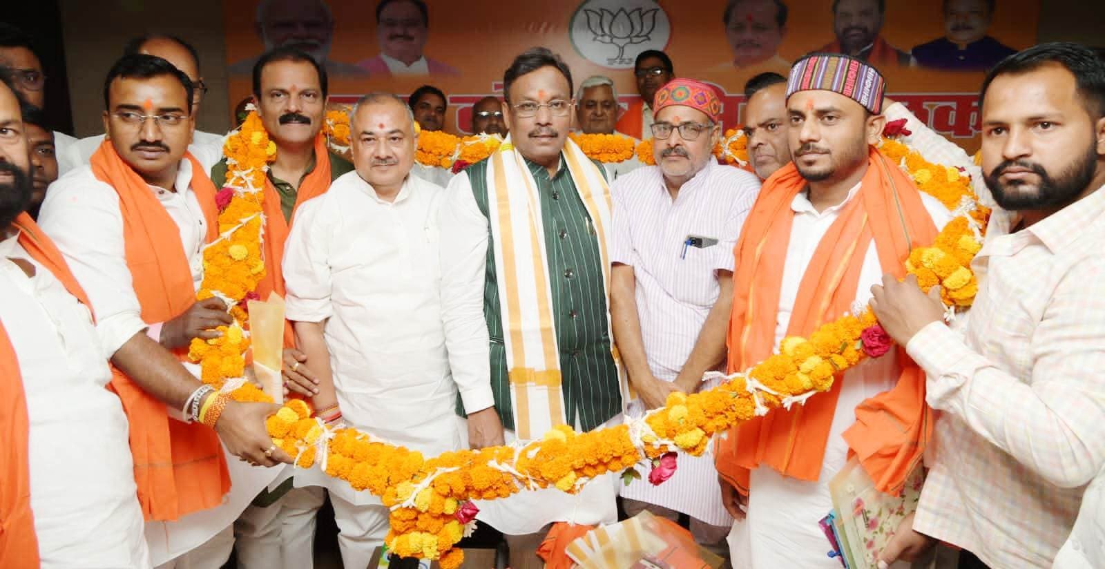 Aurangabad News : सरकार की उपलब्धियां बतायेंगे कार्यकर्ता : तावड़े