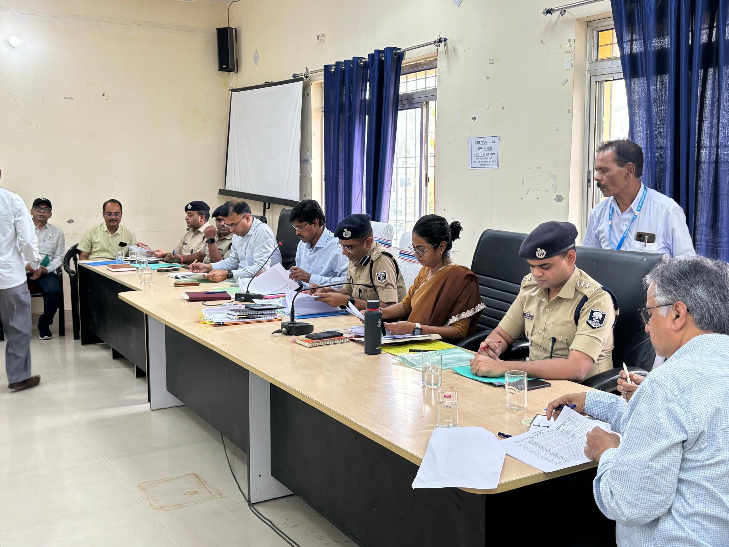 Gaya New : अफवाह फैलाने व शांति भंग करनेवालों से सख्ती से निबटेगा प्रशासन