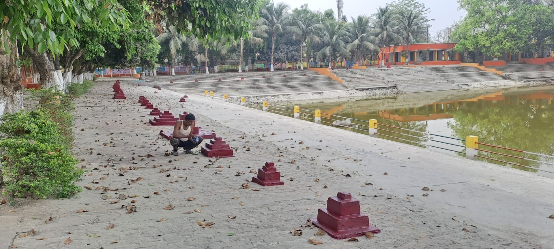 Motihari news : अस्ताचलगामी सूर्य को व्रती आज देंगे अर्ध्य